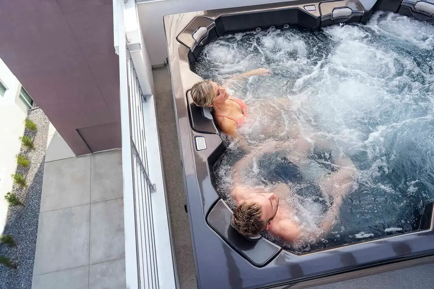 bullfrog spas® spas lifestyle 15